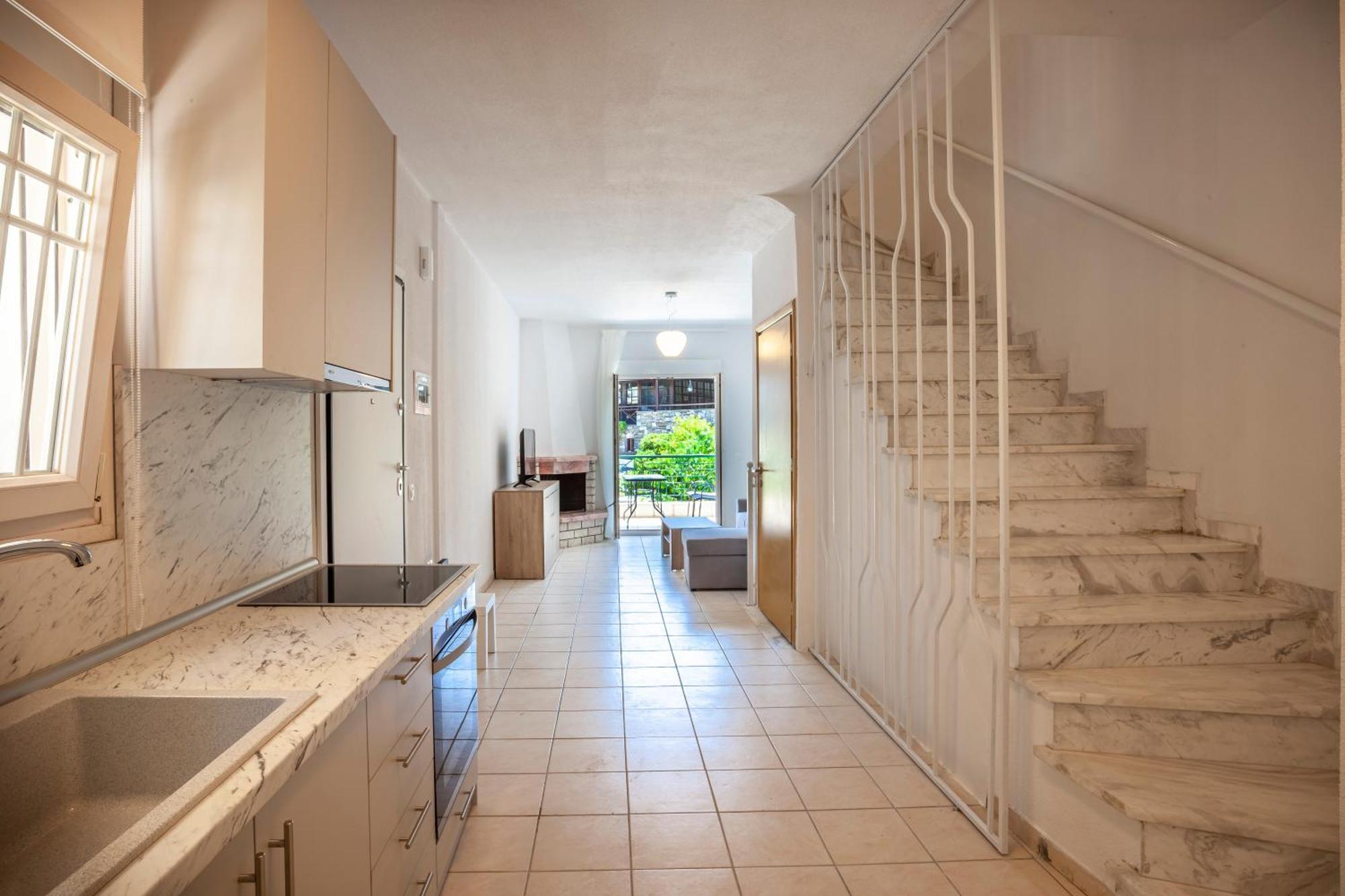 Aris Luxury Apartments Pefkochori Bagian luar foto