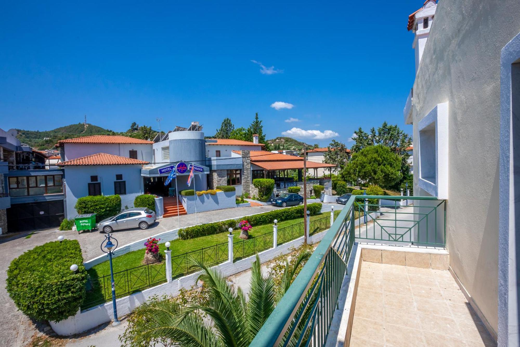 Aris Luxury Apartments Pefkochori Bagian luar foto