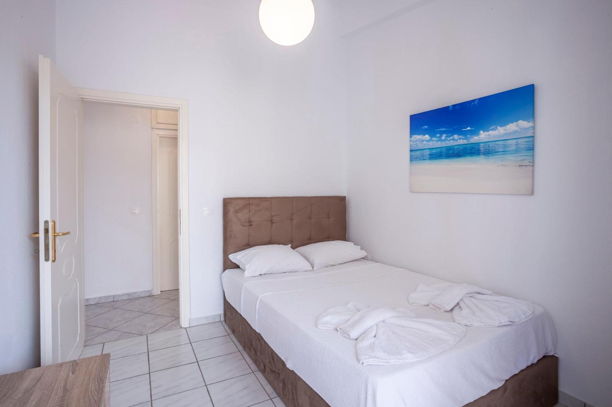 Aris Luxury Apartments Pefkochori Bagian luar foto