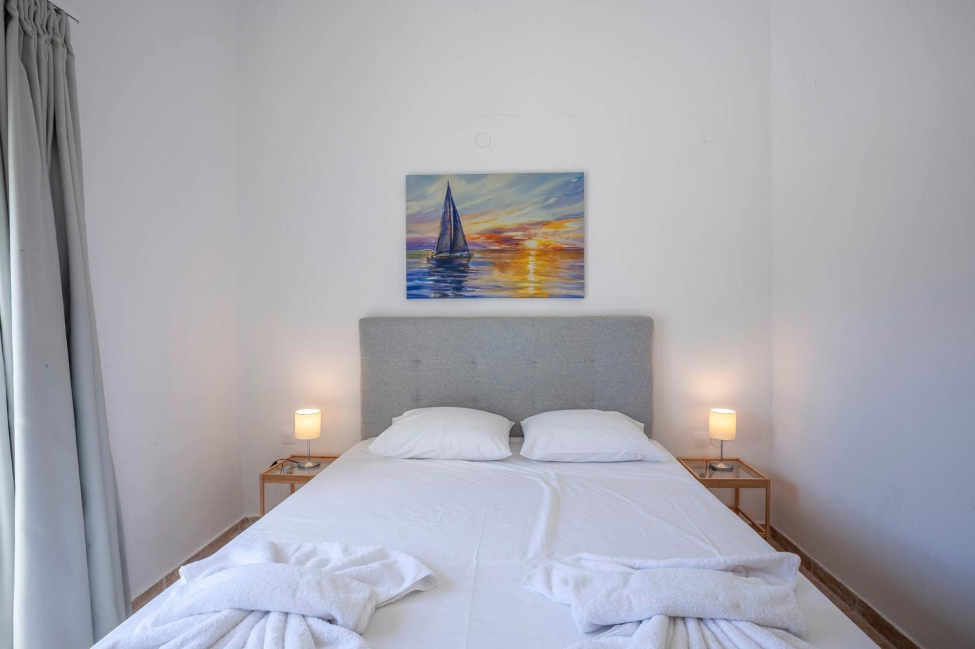 Aris Luxury Apartments Pefkochori Bagian luar foto