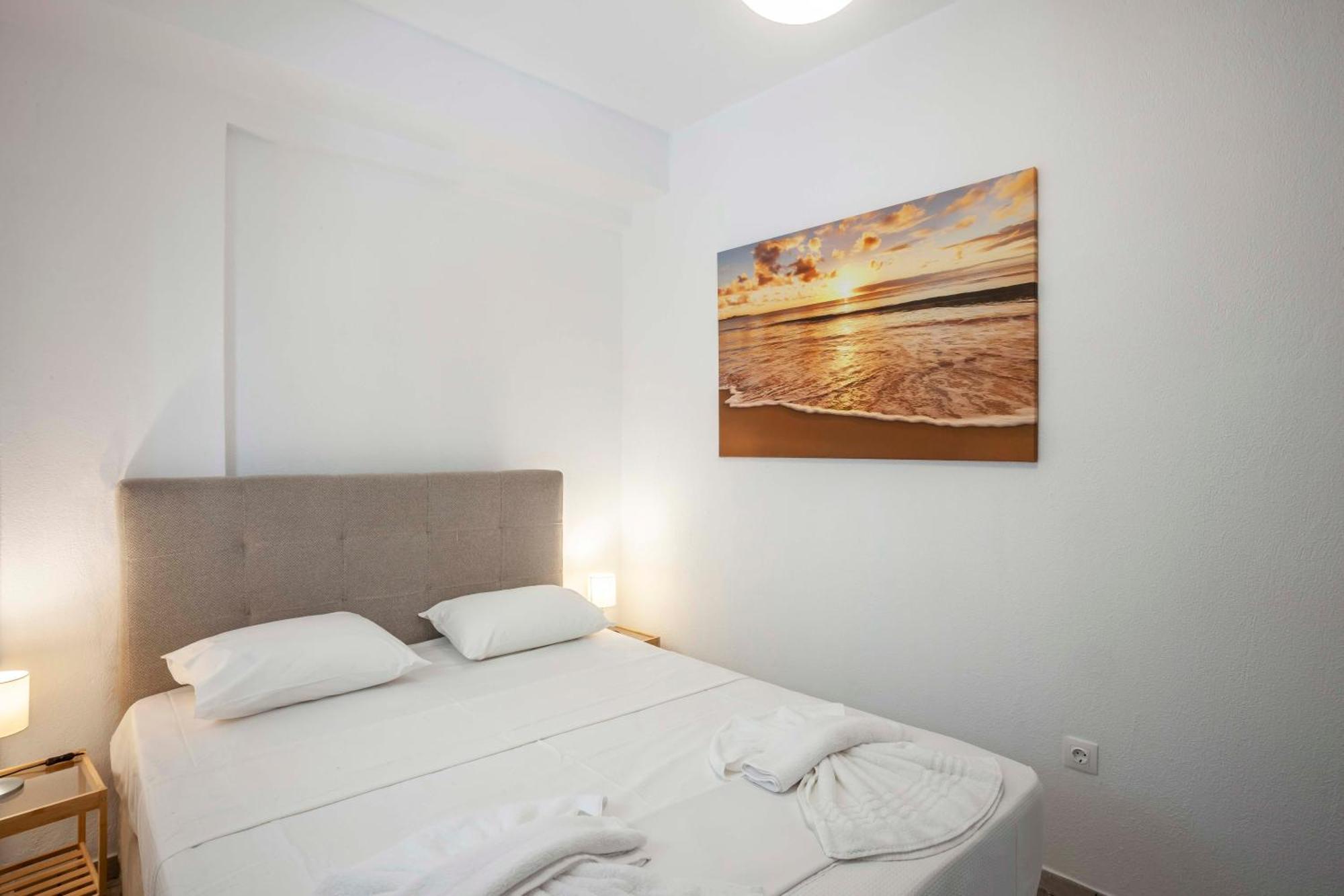 Aris Luxury Apartments Pefkochori Bagian luar foto